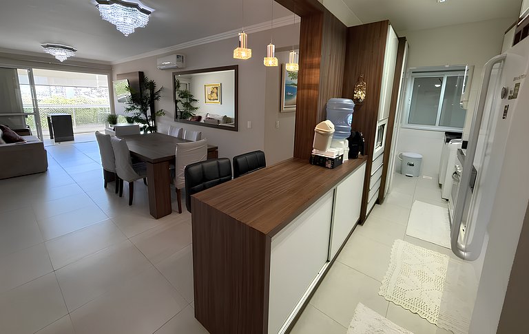 Cód 137- Belo apartamento de 3 suítes