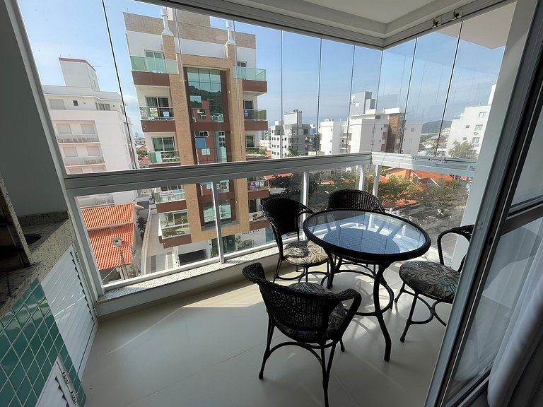 cód 140 - Apartamento aconchegante e decorado