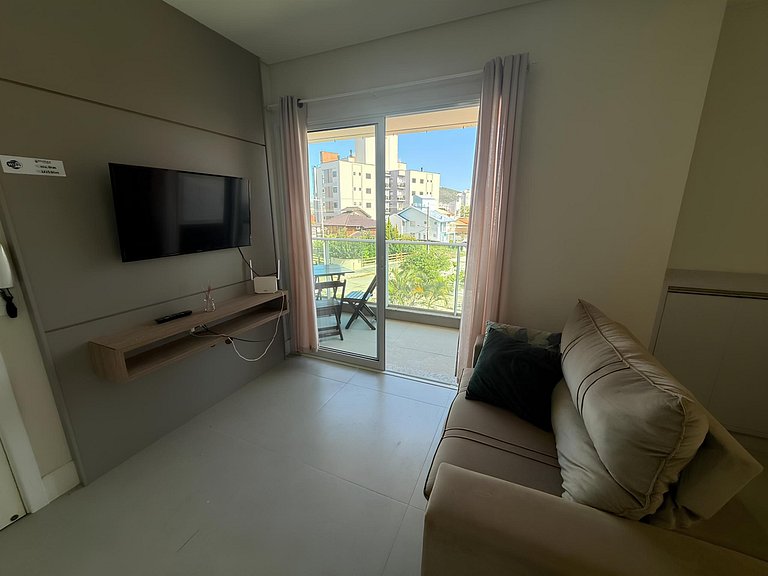 cód 152 - Excelente apartamento á 300m do mar!