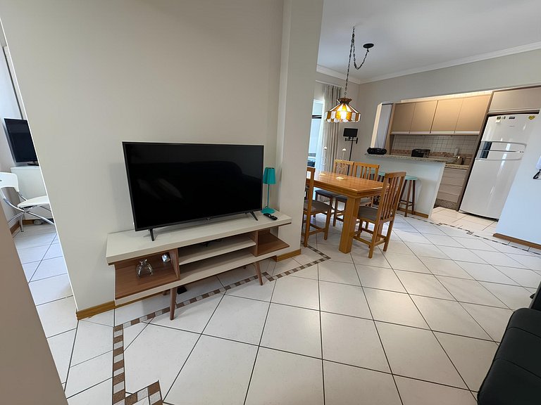 cód 154 - Excelente apartamento apenas 300m do mar
