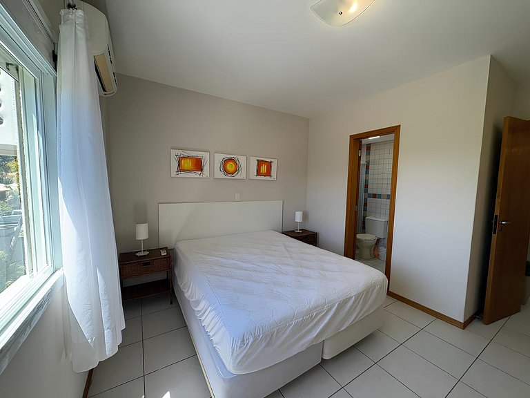 cód 154 - Excelente apartamento apenas 300m do mar