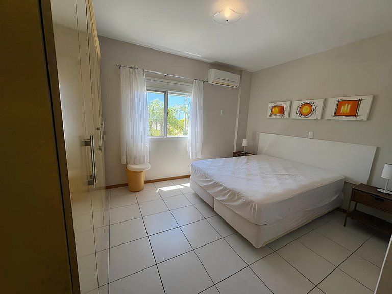 cód 154 - Excelente apartamento apenas 300m do mar