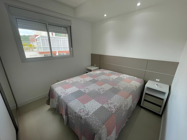 Cód 157 - Apartamento a apenas 100 metros do mar!