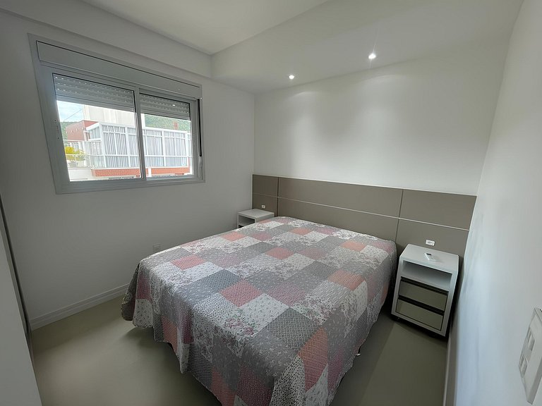 Cód 157 - Apartamento a apenas 100 metros do mar!