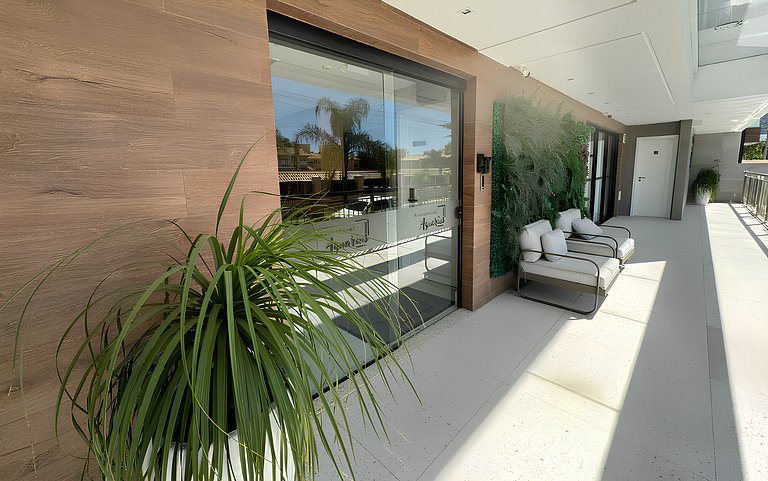 Cód 161 - Apartamento com Spa privativa a 100m do mar