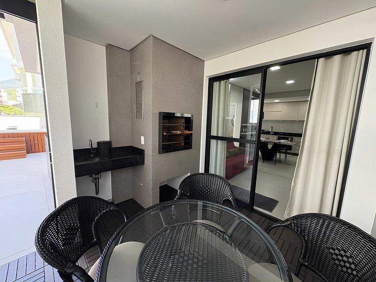 Cód 161 - Apartamento com Spa privativa a 100m do mar