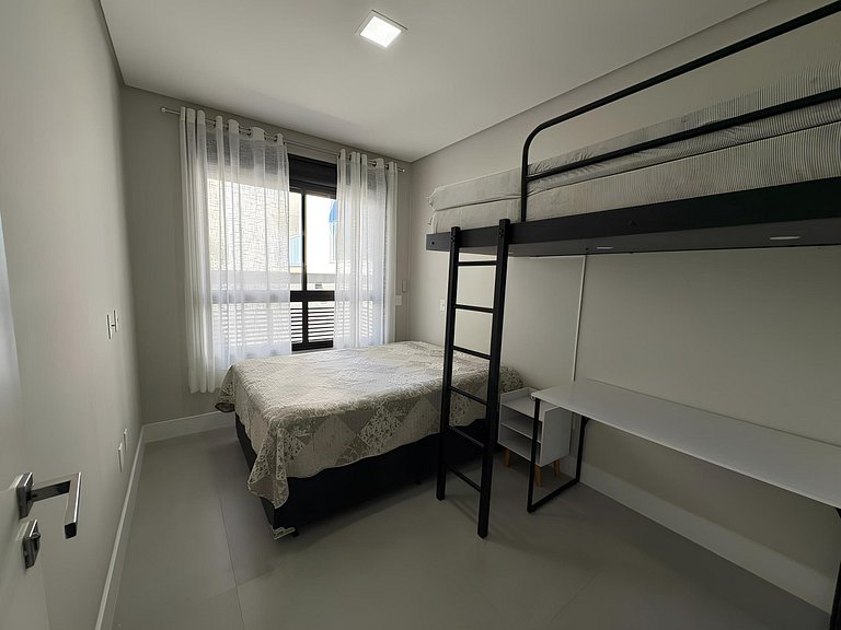 Cód 161 - Apartamento com Spa privativa a 100m do mar