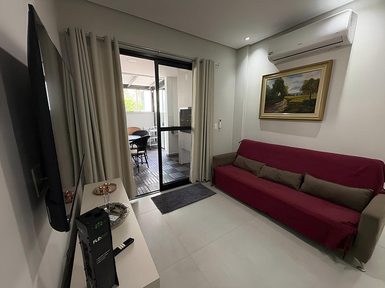 Cód 161 - Apartamento com Spa privativa a 100m do mar