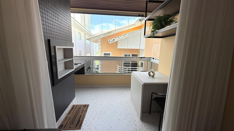 Cód 67 - Apto com 2 dorm no Arpoador Palmas