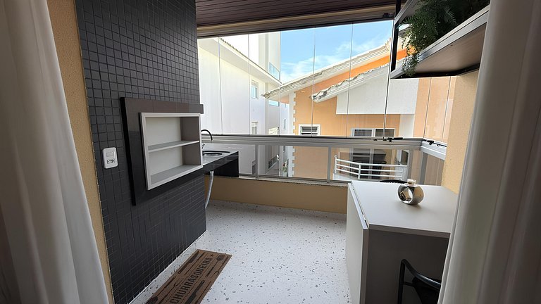Cód 67 - Apto com 2 dorm no Arpoador Palmas