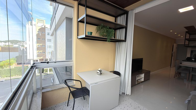 Cód 67 - Apto com 2 dorm no Arpoador Palmas