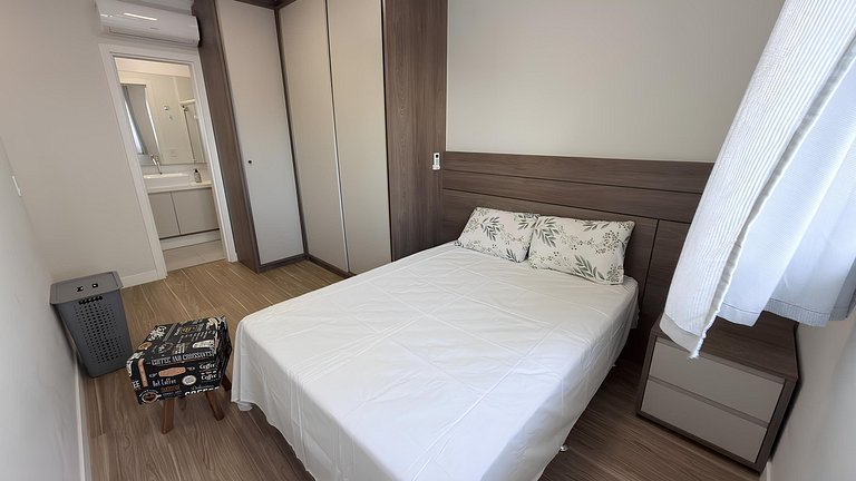 Cód 67 - Apto com 2 dorm no Arpoador Palmas