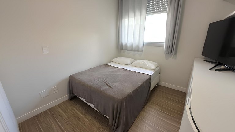 Cód 67 - Apto com 2 dorm no Arpoador Palmas