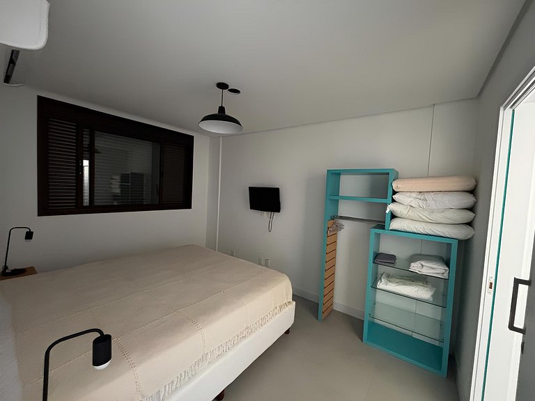 Cód 100 - Apartamento de 1suíte com spa e piscina