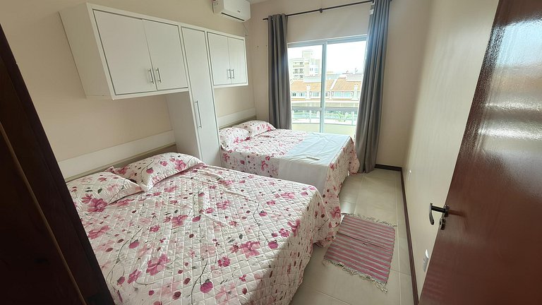 Cód 184- Apartamento aconchegante á 70m do mar.