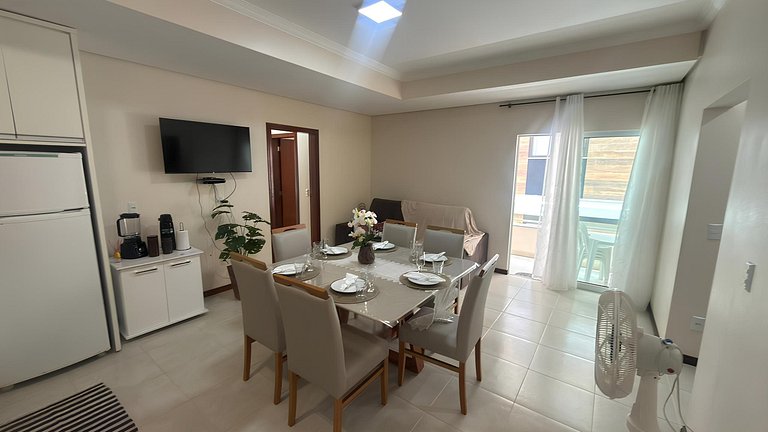 Cód 184- Apartamento aconchegante á 70m do mar.