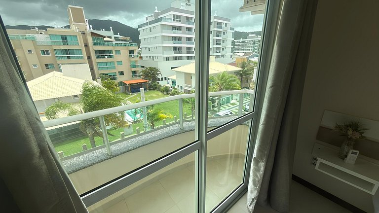 Cód 184- Apartamento aconchegante á 70m do mar.