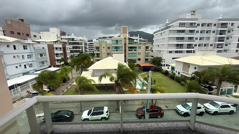 Cód 184- Apartamento aconchegante á 70m do mar.