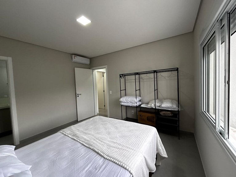 Cód 90 - Apartamento á 150m do mar