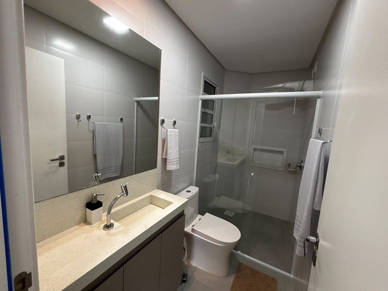 Cód 90 - Apartamento á 150m do mar
