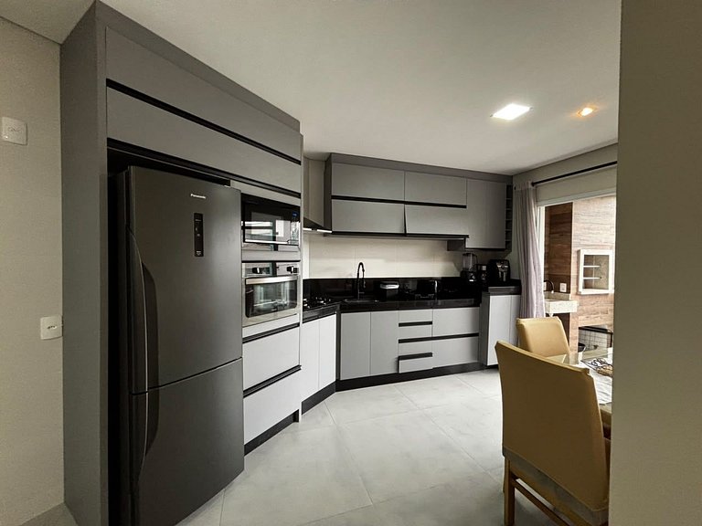 Cód 90 - Apartamento á 150m do mar