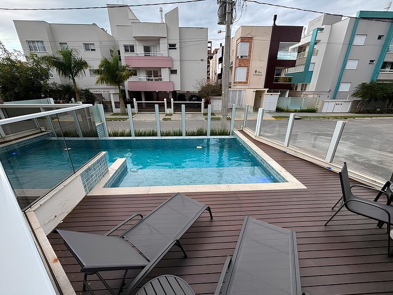 Cód 90 - Apartamento á 150m do mar