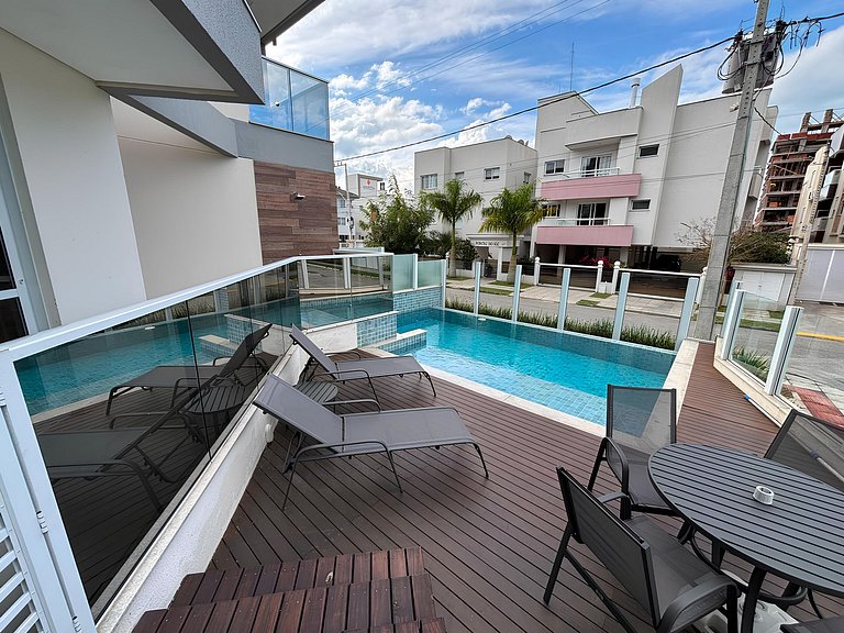 Cód 90 - Apartamento á 150m do mar