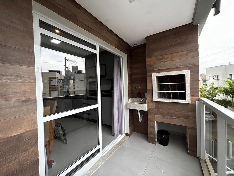 Cód 90 - Apartamento á 150m do mar