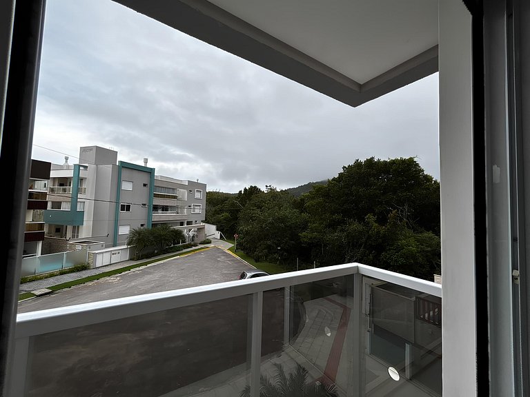 Cód 90 - Apartamento á 150m do mar