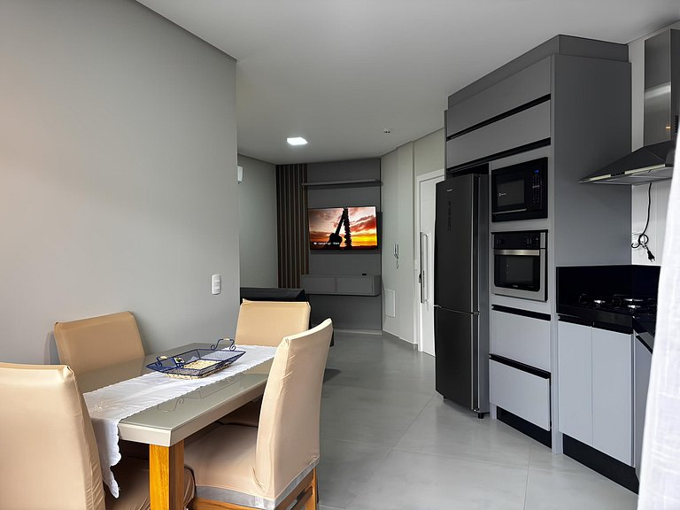 Cód 90 - Apartamento á 150m do mar