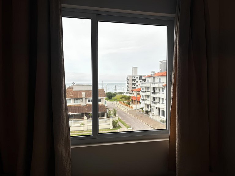 Cód 185-Ap. aconchegante a 70m do mar