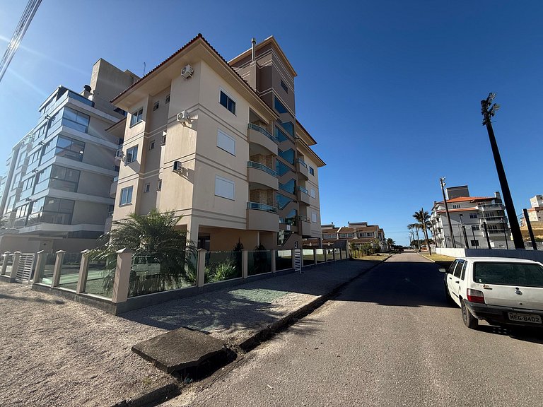 Cód 185-Ap. aconchegante a 70m do mar